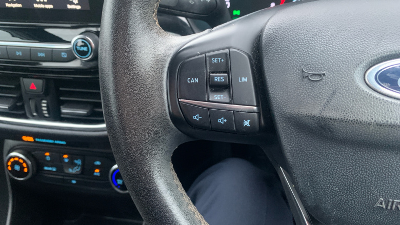 Ford Fiesta 1.1 Zetec 5dr Petrol Hatchback